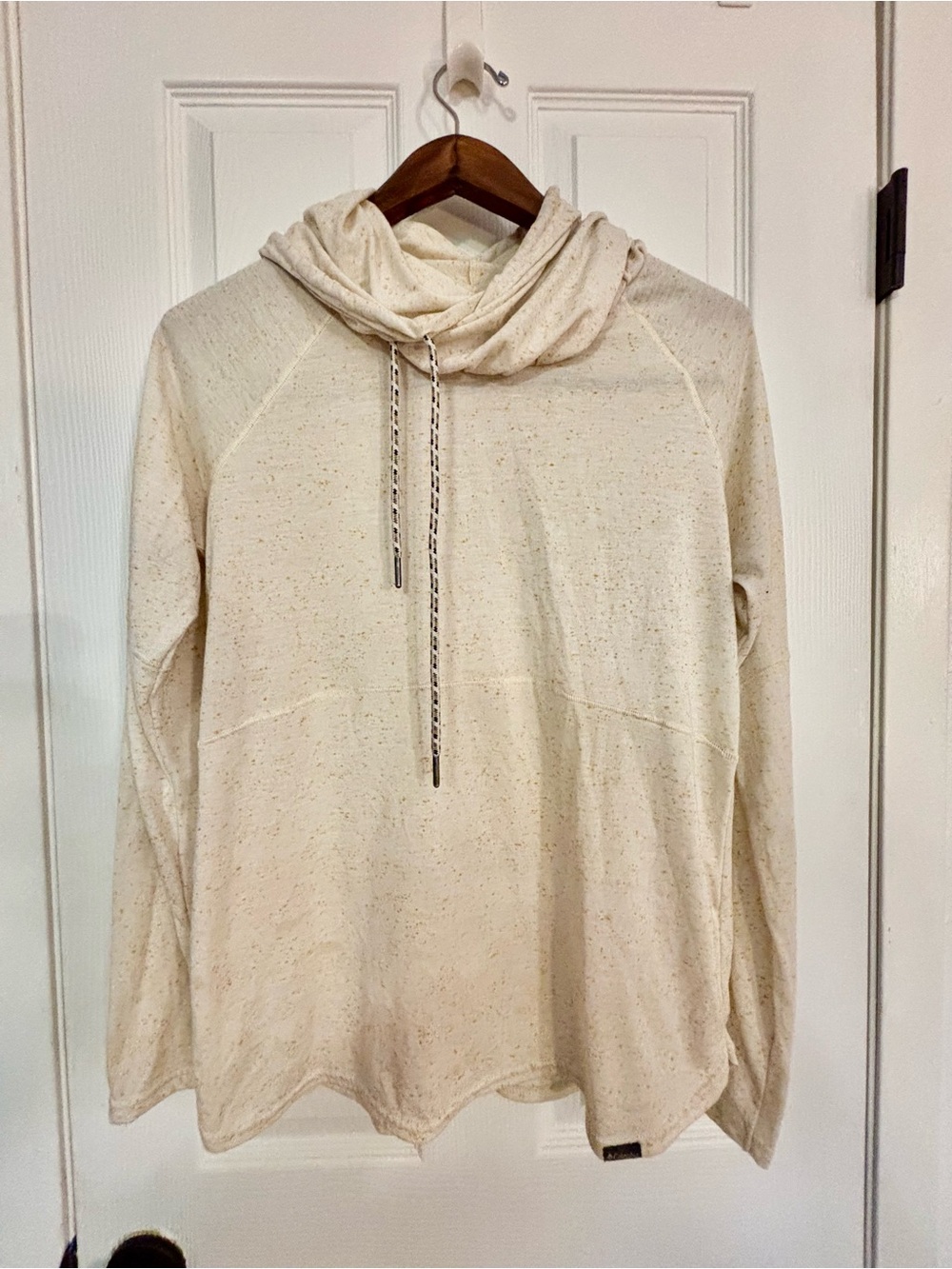 Columbia- Women’s Cream Funnel Neck Shirt with hood